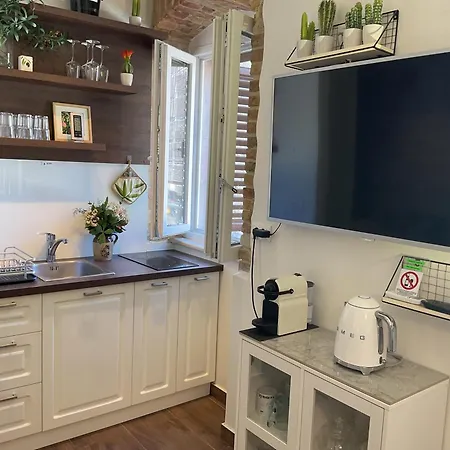 Διαμέρισμα Casa 4 Star *